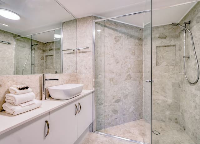 3 Bedroom Marina View Apartment