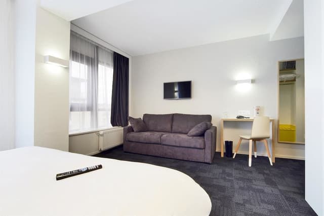Junior suite, 1 double bed and 1 sofa bed