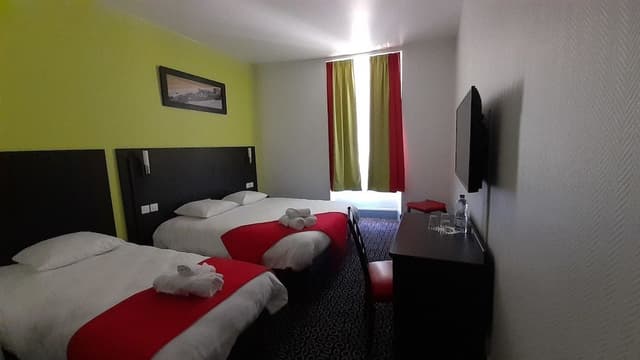 Triple Room