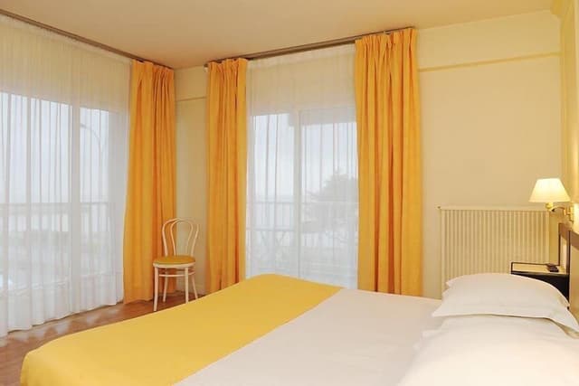 Superior Double Room (Fantastique)