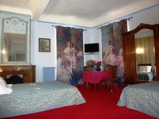 Premium Room