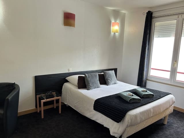 Economy Triple Room