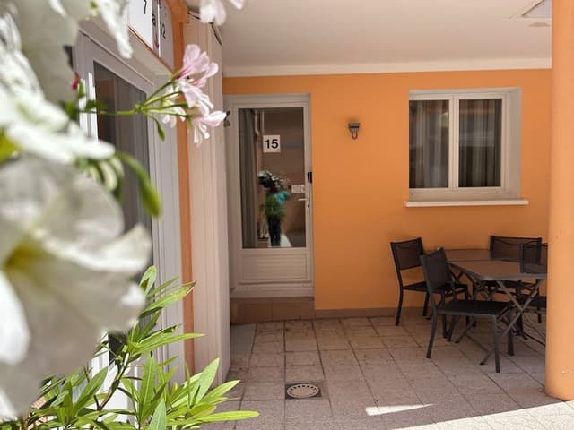 Apartment (3 adults)
