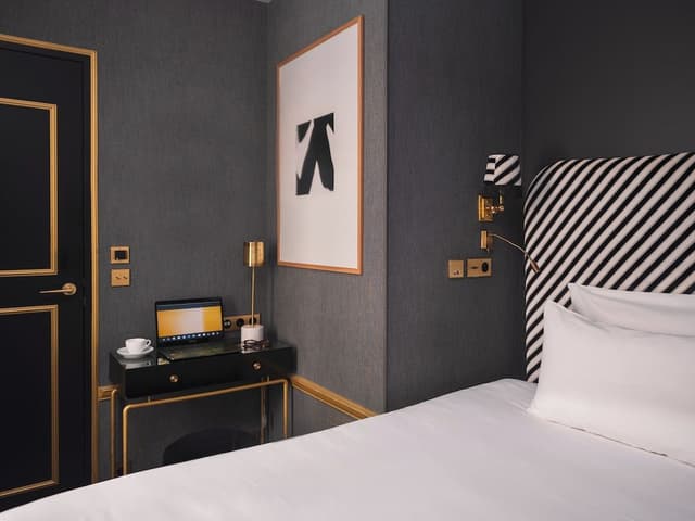 Chambre Silencieuse (Single)