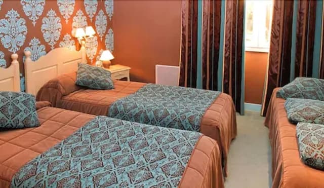 Triple Room