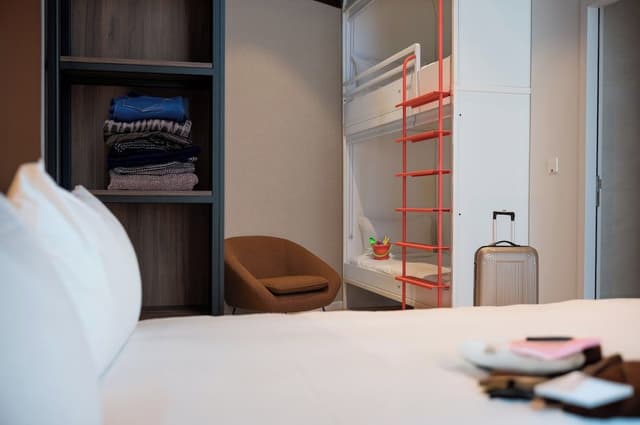 Apartment, Multiple Beds