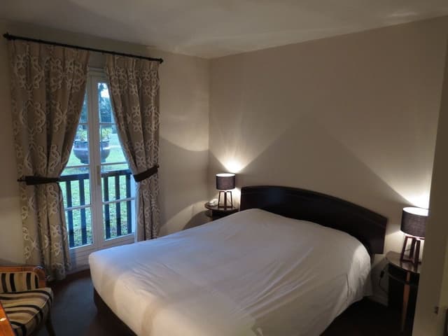 Suite, Park View