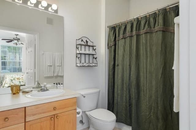 Condo, 3 Bedrooms, 2 Bathrooms