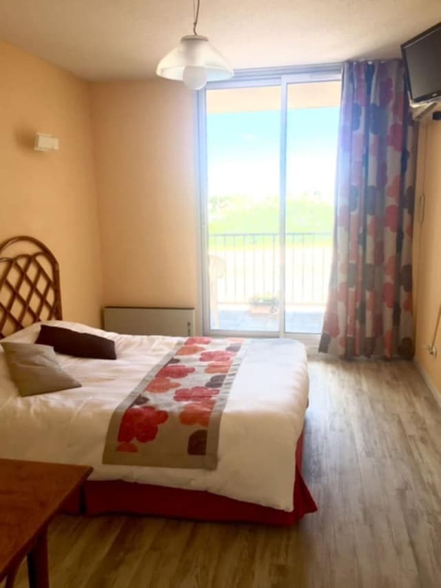 Room with port view, with terrace, air-conditioned