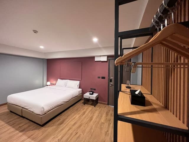 Standard Room, 1 King Bed