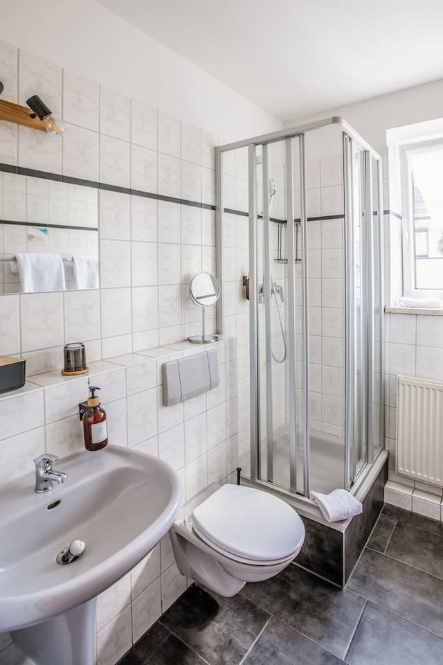 Basic Single Room