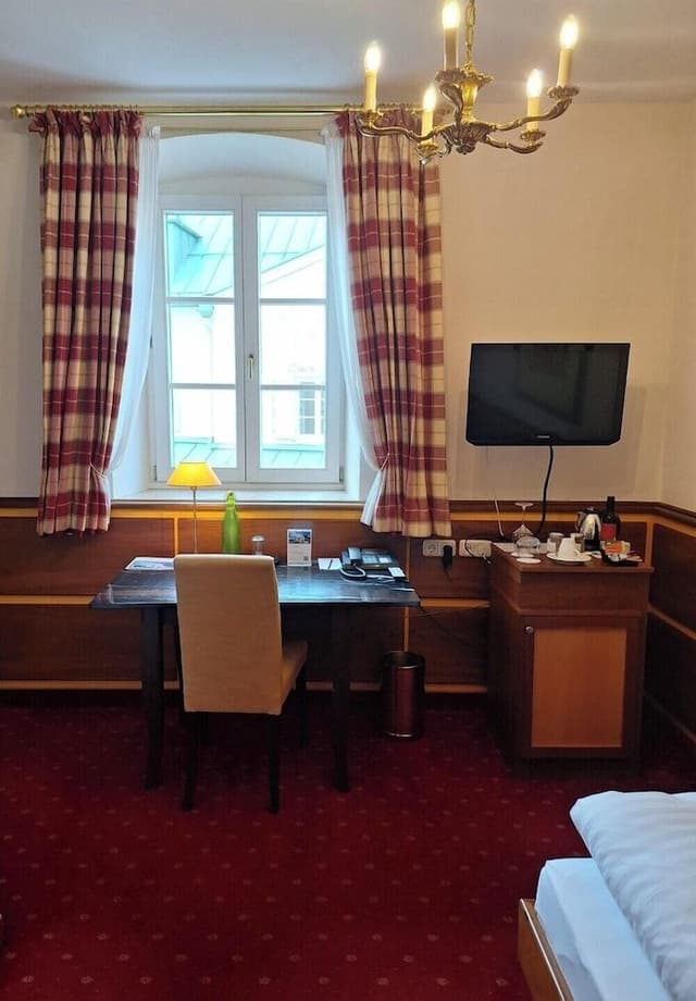 Basic Single Room