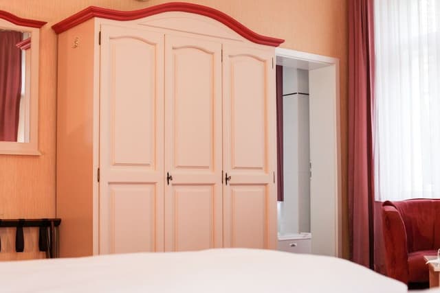Basic Triple Room