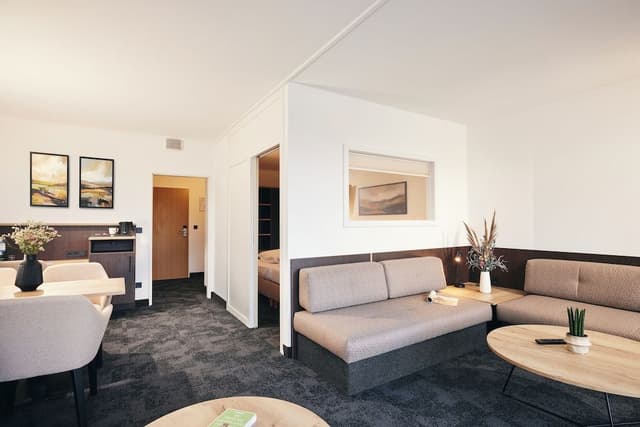 Privilege Room Plus