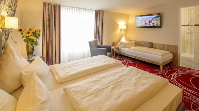 Triple Room