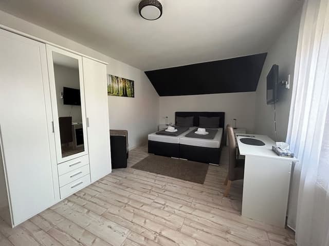 Basic Double Room