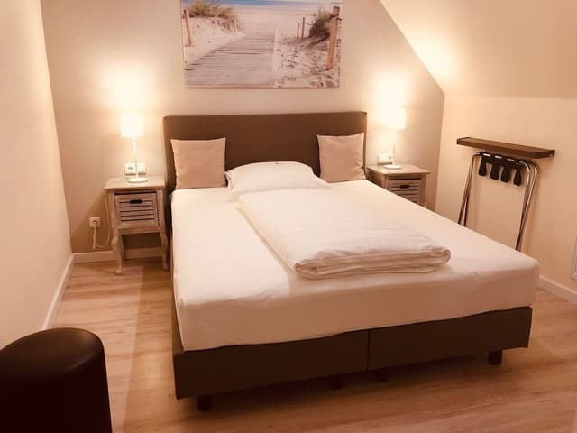 Economy Single Room