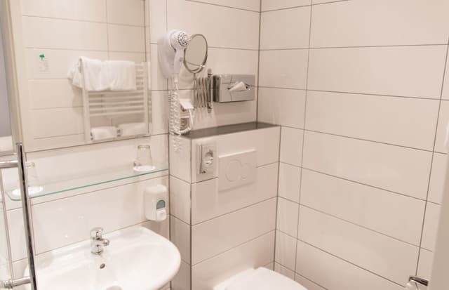 Basic Single Room