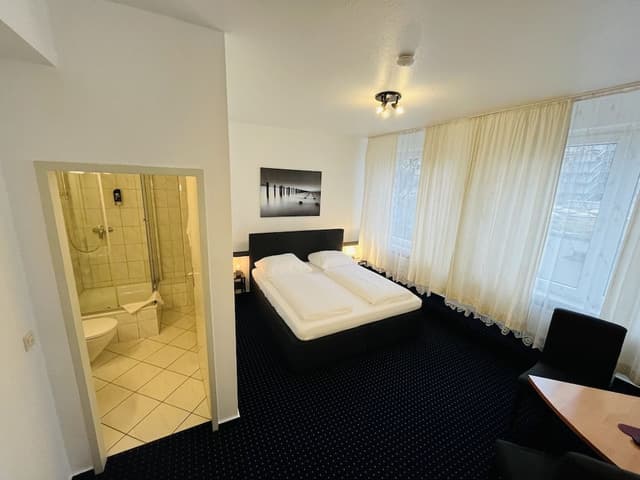 Double Room, 1 Double or 2 Twin Beds, Non Smoking