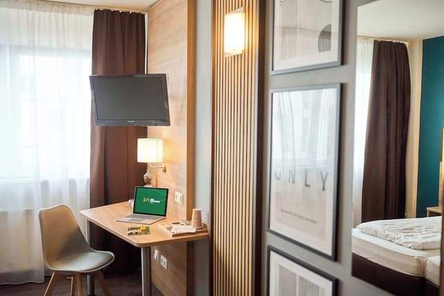 Business Studio Suite, Terrace