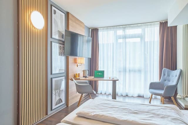 Business Studio Suite, Terrace