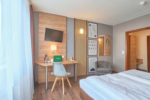 Business Studio Suite, Terrace