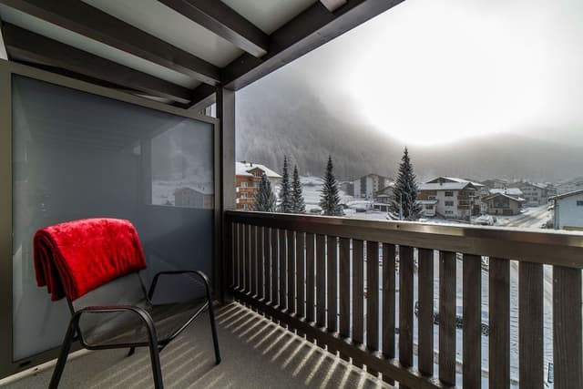 Family Room, Balcony