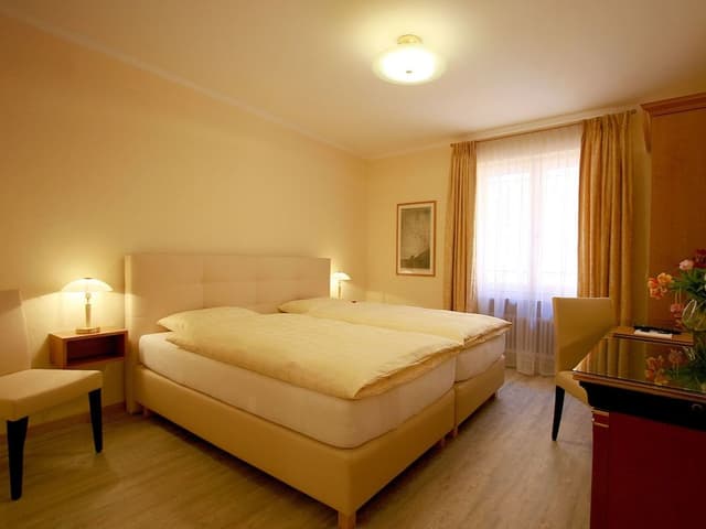 Classic Double Room