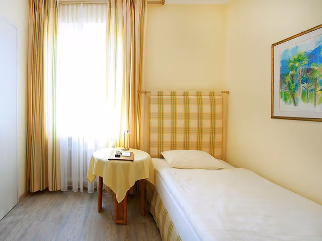 Classic Single Room