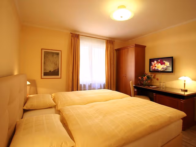 Classic Double Room