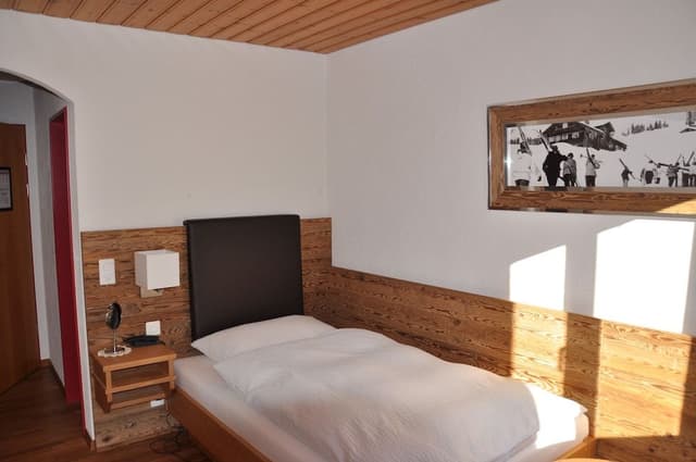 Standard Single Room (Panorama)
