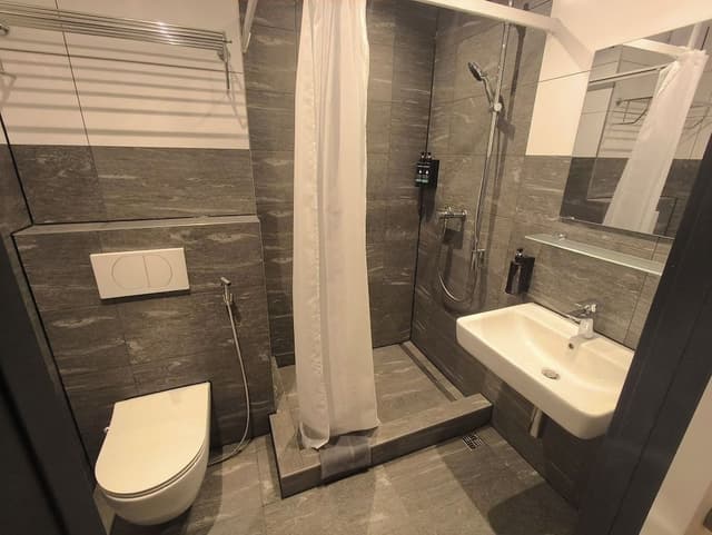 Basic Quadruple Room