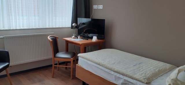 Basic Single Room