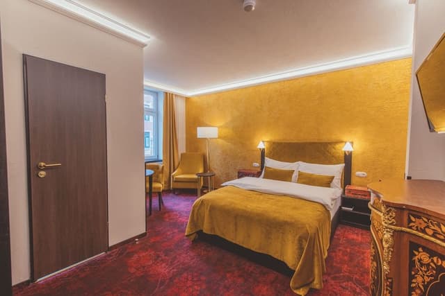 Deluxe Single Room