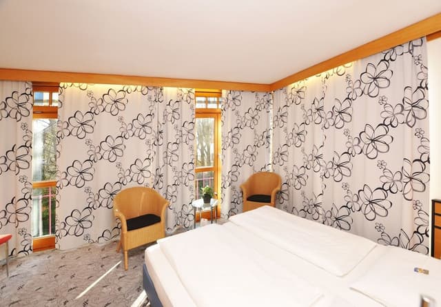 Garden View Room