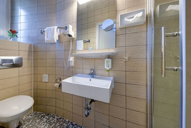 Standard Single Room, Non Smoking, City View