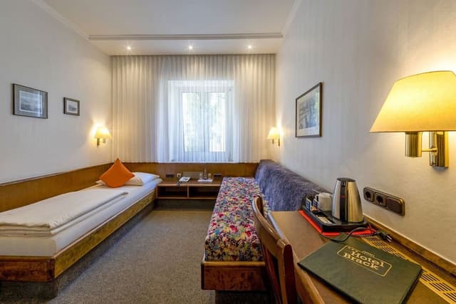 Twin Room, Non Smoking