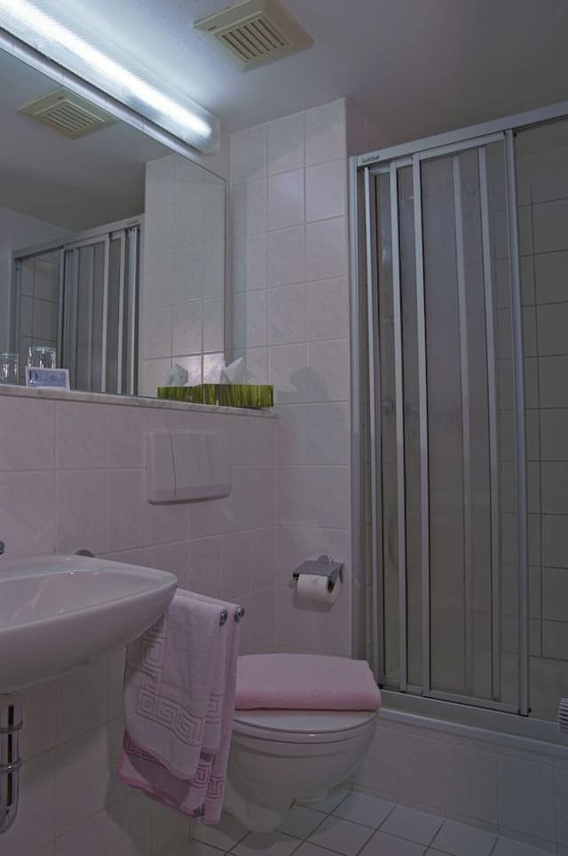 Economy Single Room