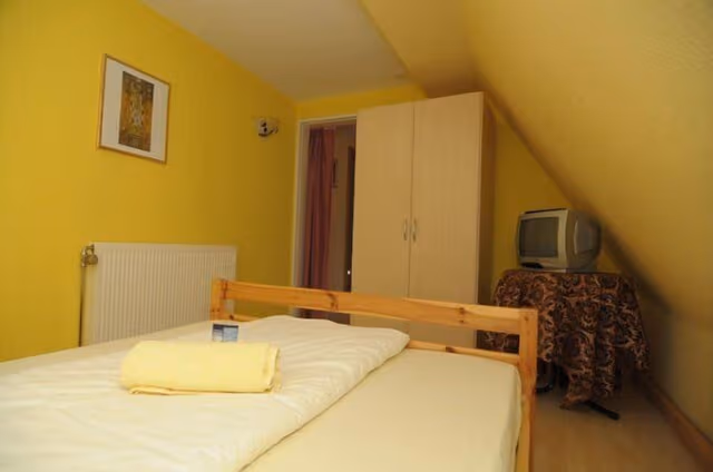 Double Room, 1 Double Bed