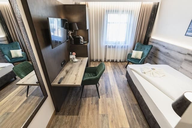 Premium Single Room