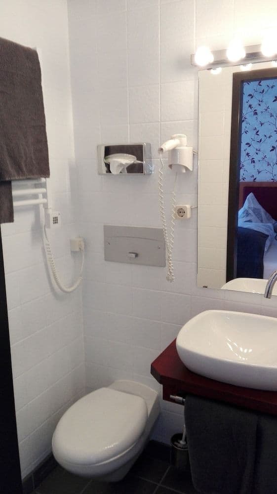 Comfort Single Room