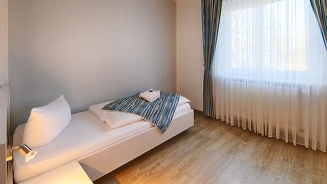 Classic Single Room, 1 Large Twin Bed