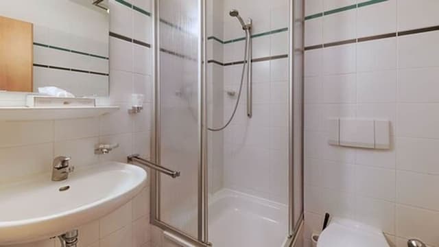 Classic Single Room, 1 Large Twin Bed