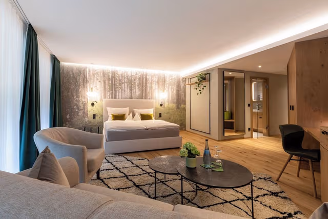 Deluxe Suite