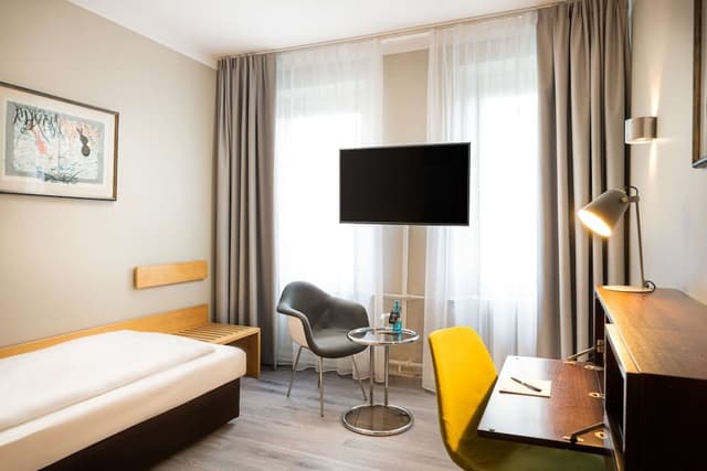 Standard Single Room