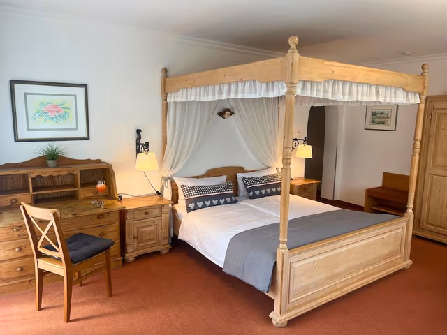 Deluxe Double Room, Balcony, Garden View