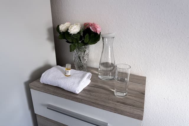 Economy Double or Twin Room, Shared Bathroom