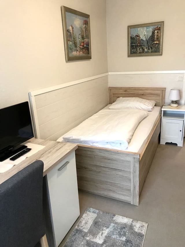 Standard Single Room