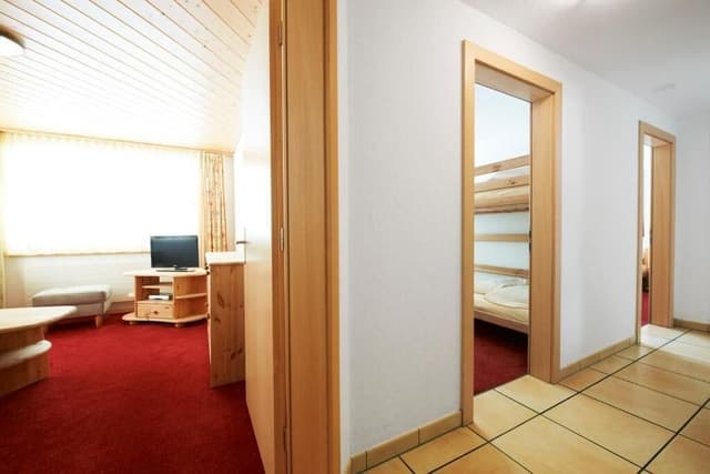 Premium-Family Room