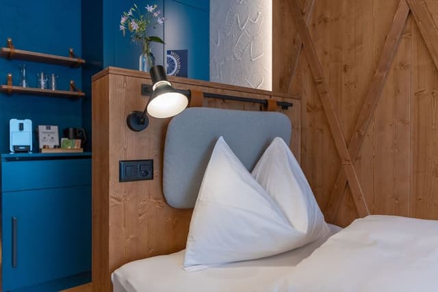 Premium Single Room